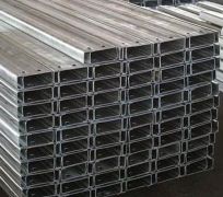Xà gồ lắp đặt điện năng lượng mặt trời